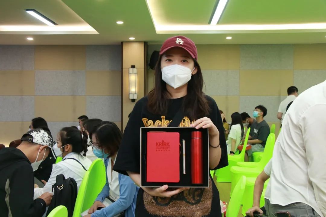 荣誉证书已寄出！格乐大学70周年校庆，同学们收到专属礼物了吗？