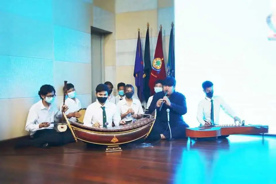 泰国母亲节如期而至，格乐大学祝福母亲节日快乐！